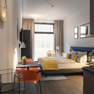 Studio suite